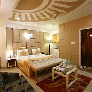 Hotel Opera A boutique Airport Hotel